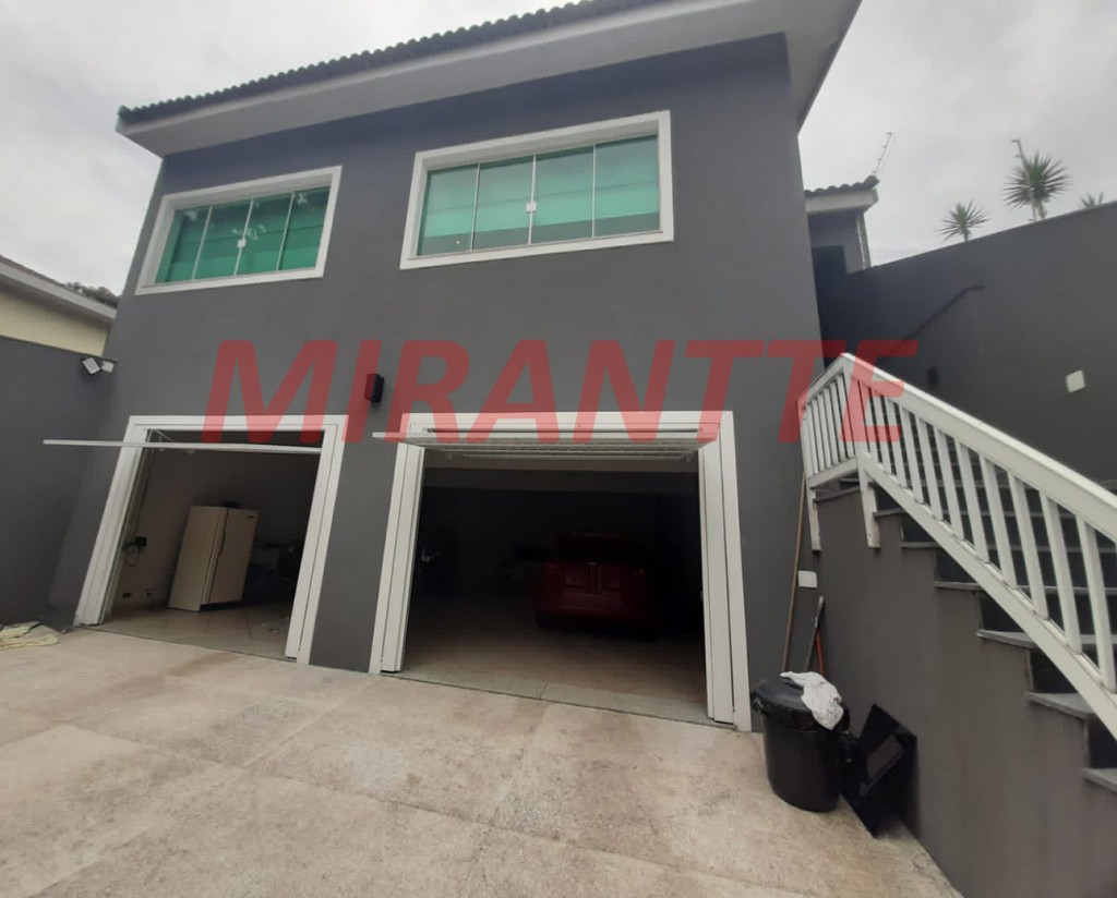 Sobrado de 390m² com 4 quartos em Jardim França