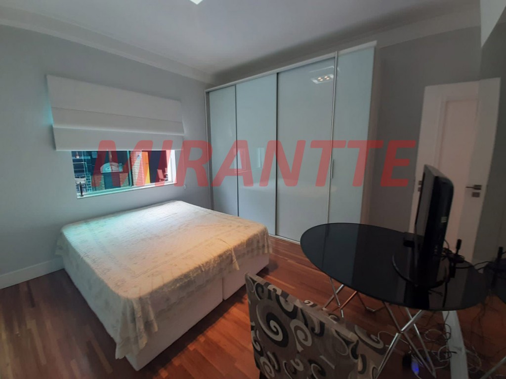 Sobrado de 390m² com 4 quartos em Jardim França