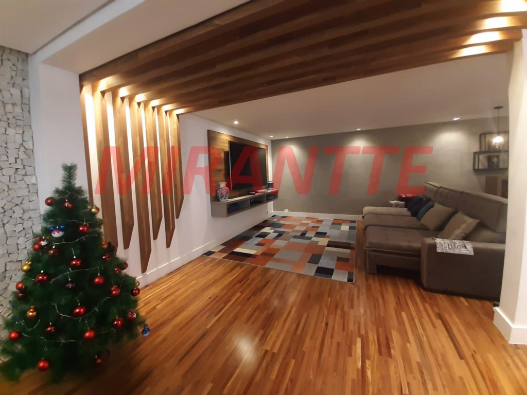 Sobrado de 390m² com 4 quartos em Jardim França