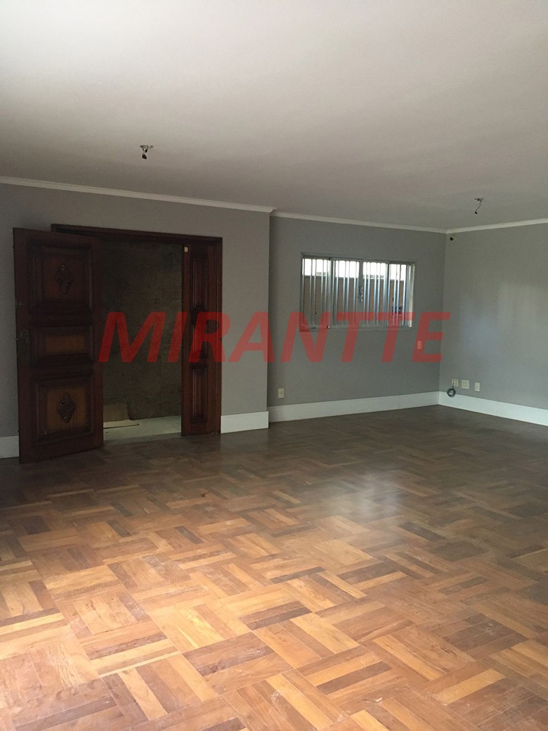 Sobrado de 373m² com 4 quartos em Jardim São Paulo