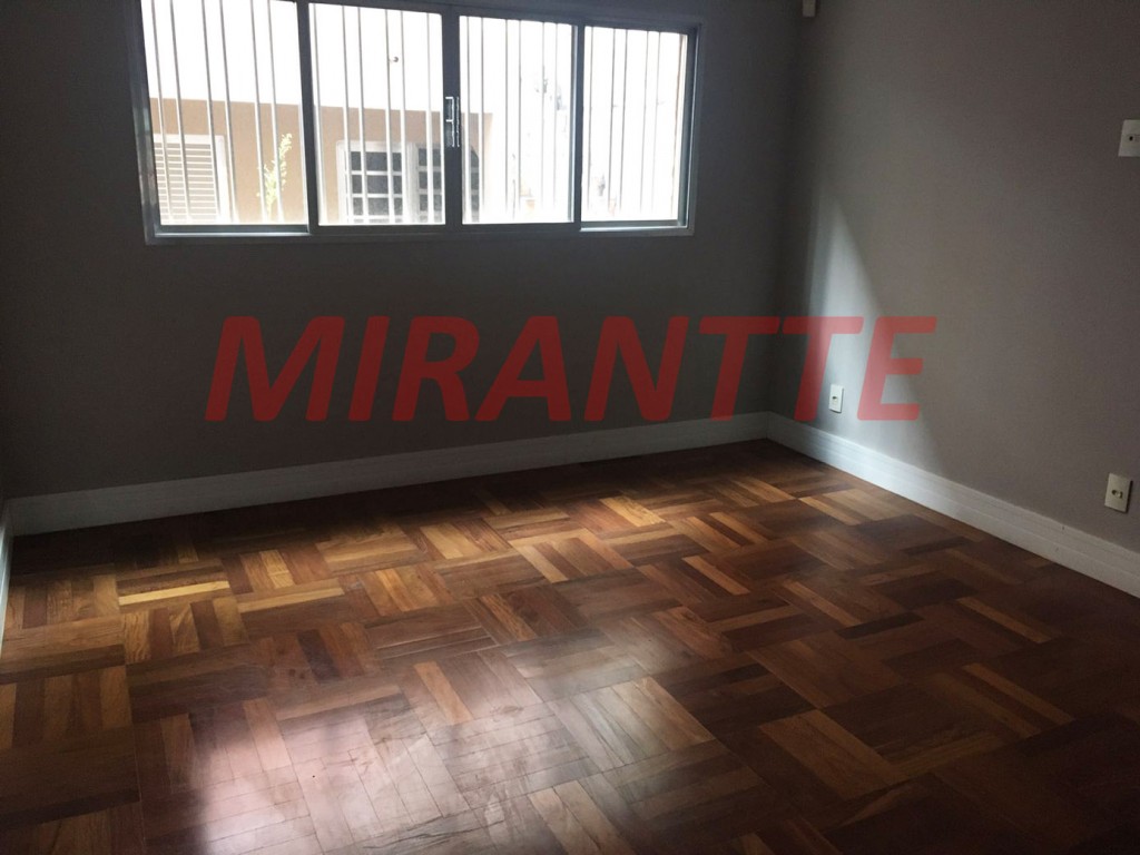Sobrado de 373m² com 4 quartos em Jardim São Paulo