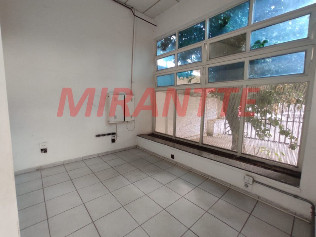 Comercial de 1401m² em Pompéia