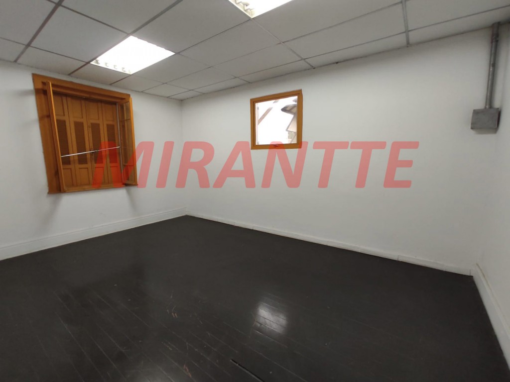 Comercial de 1401m² em Pompéia