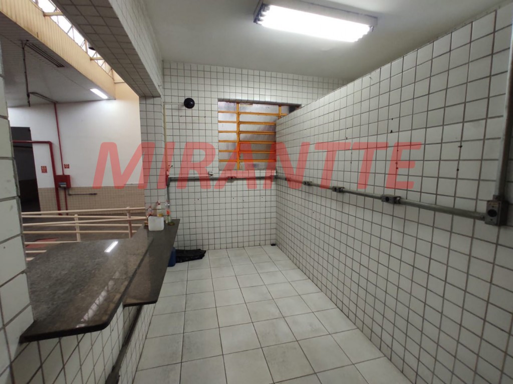 Comercial de 1401m² em Pompéia