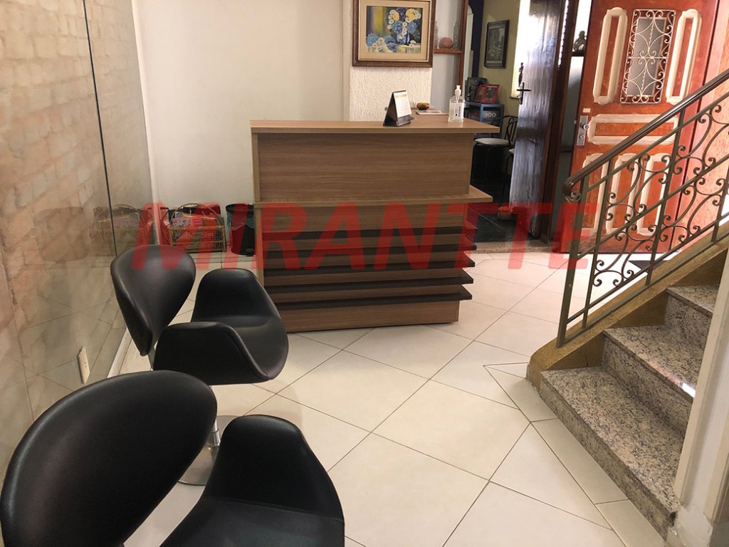 Sobrado de 140m² com 4 quartos em Santana