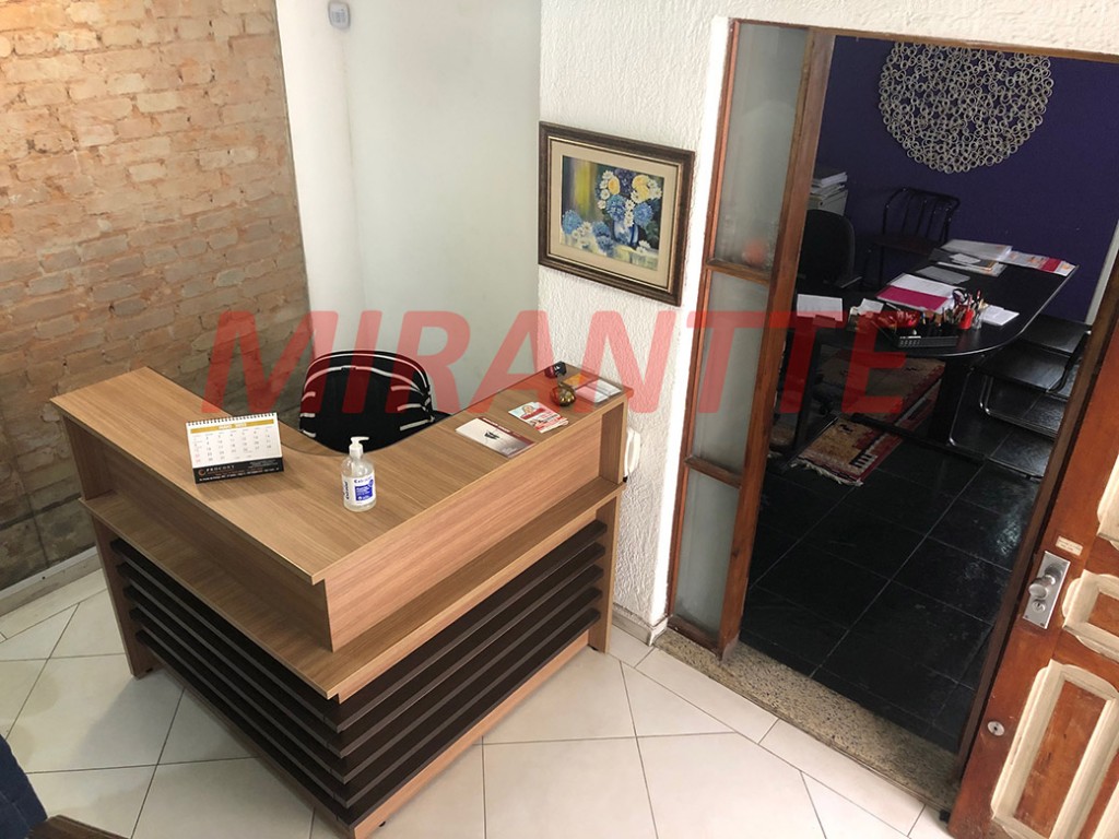 Sobrado de 140m² com 4 quartos em Santana