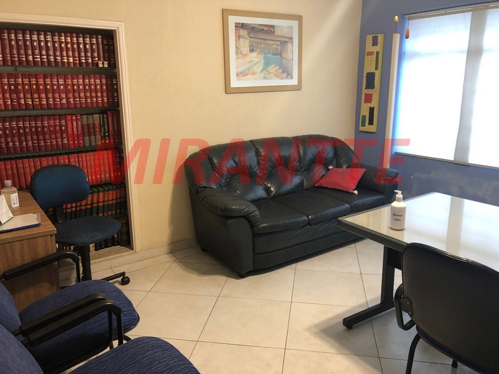 Sobrado de 140m² com 4 quartos em Santana