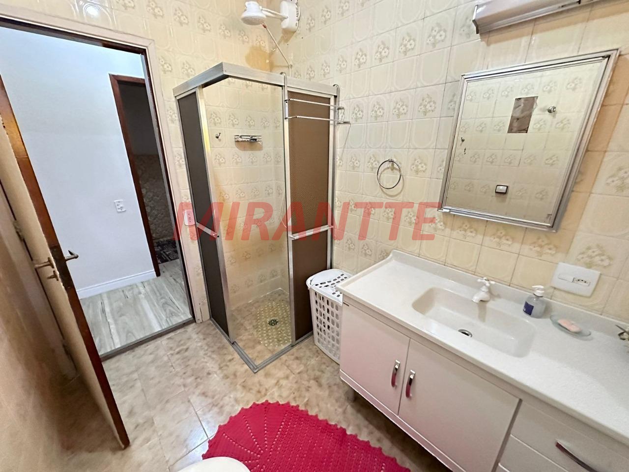 ChÁcara de 380m² com 3 quartos em Vila Itaici