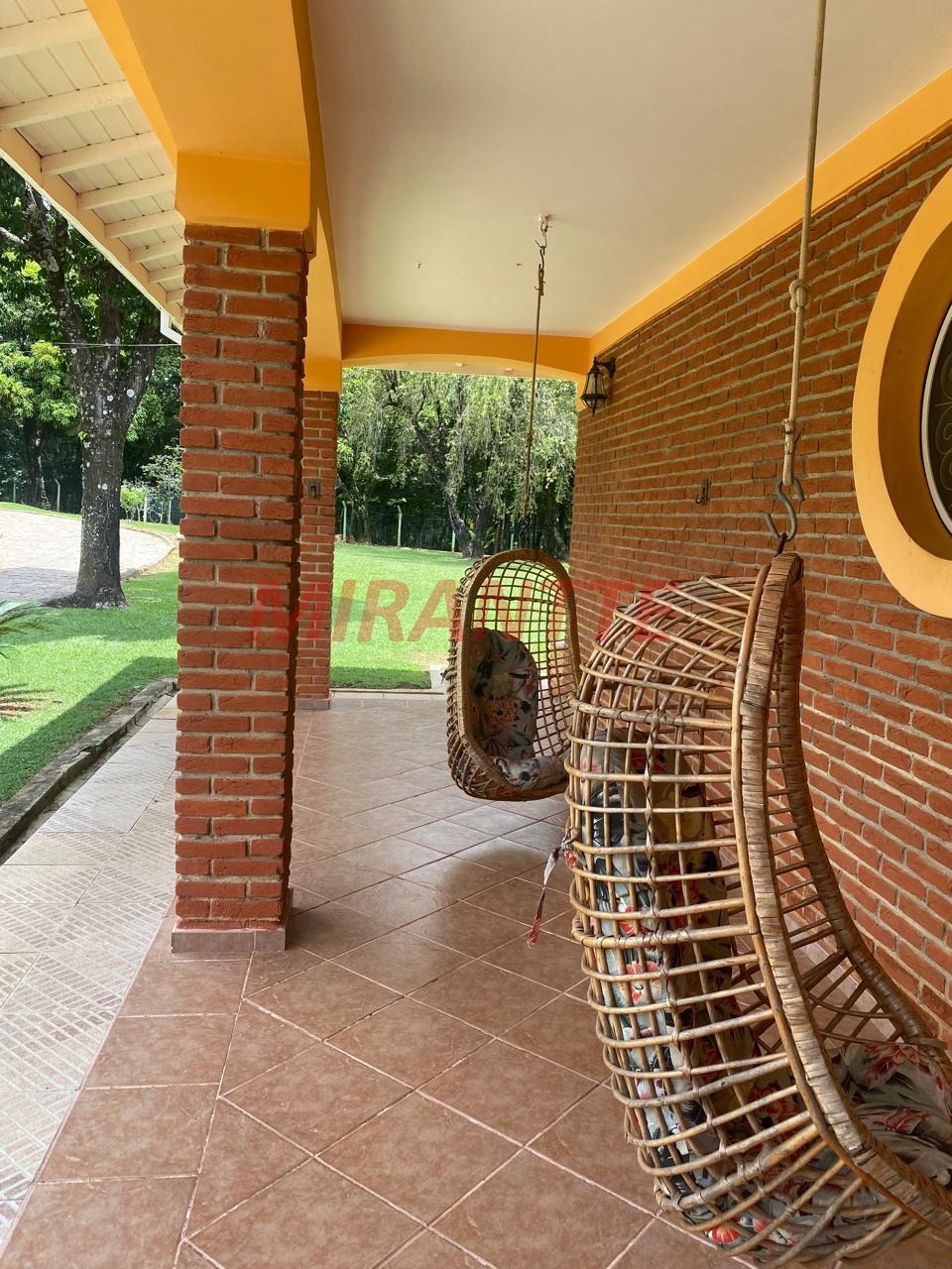 ChÁcara de 380m² com 3 quartos em Vila Itaici