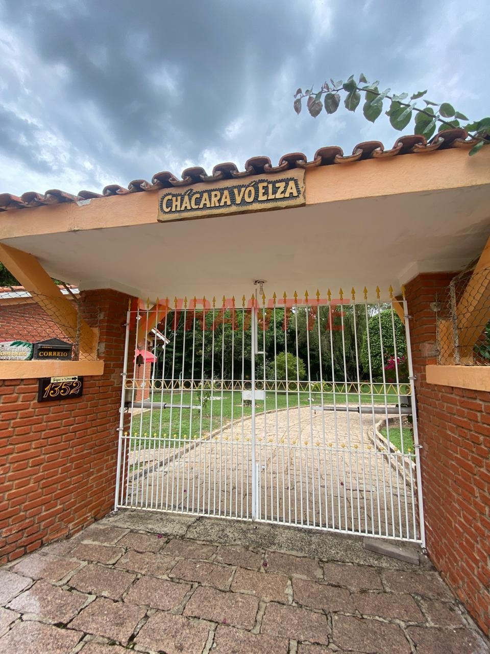 ChÁcara de 380m² com 3 quartos em Vila Itaici