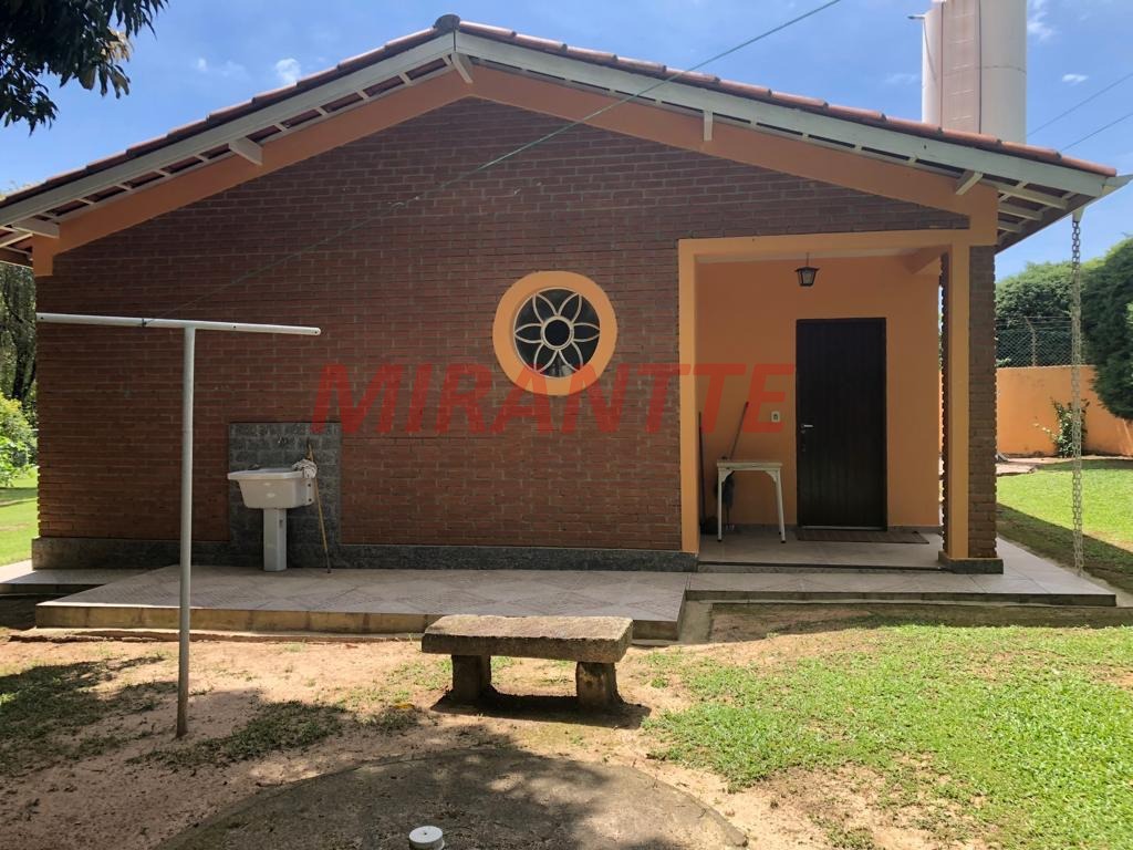 ChÁcara de 380m² com 3 quartos em Vila Itaici