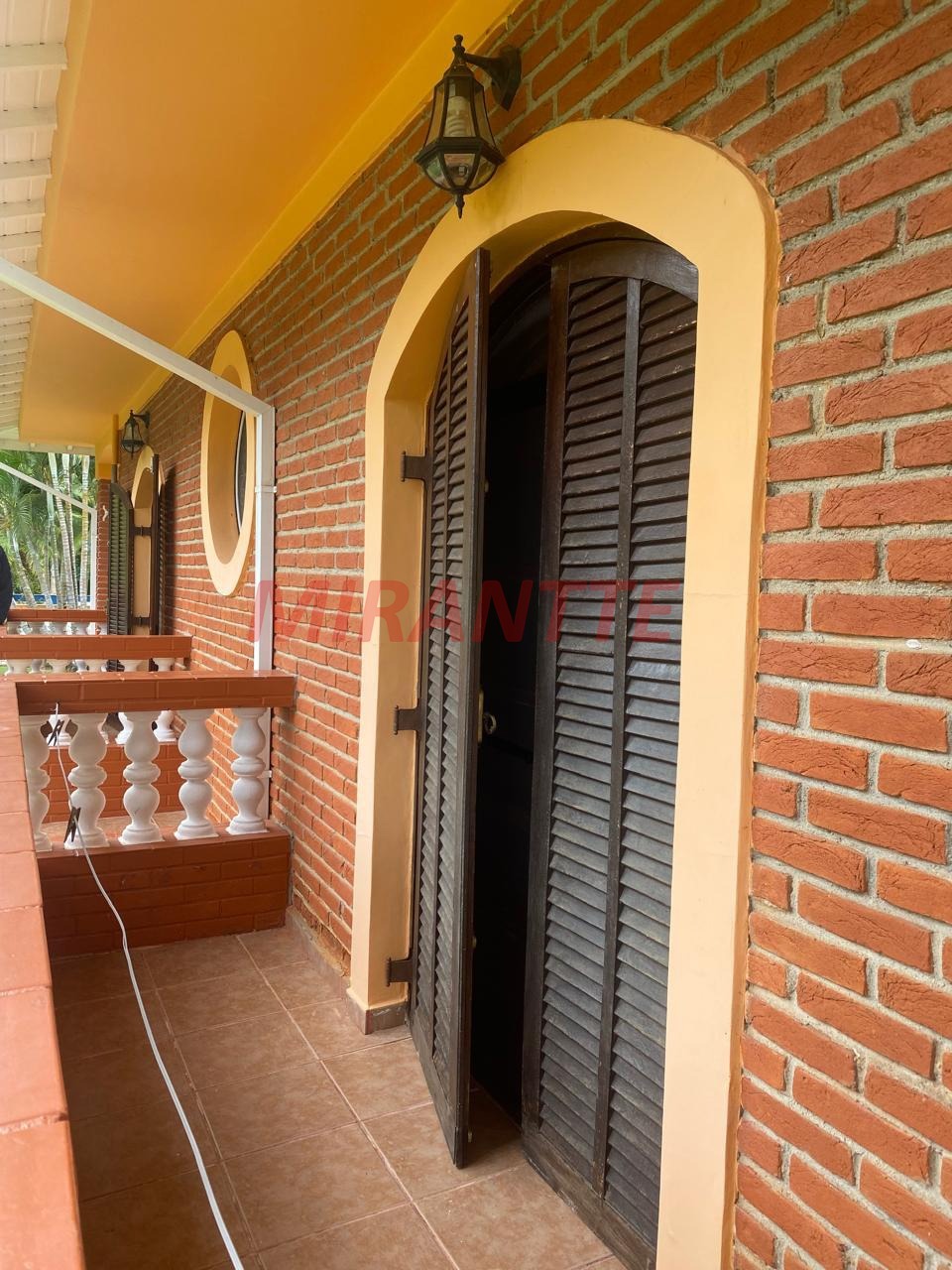ChÁcara de 380m² com 3 quartos em Vila Itaici