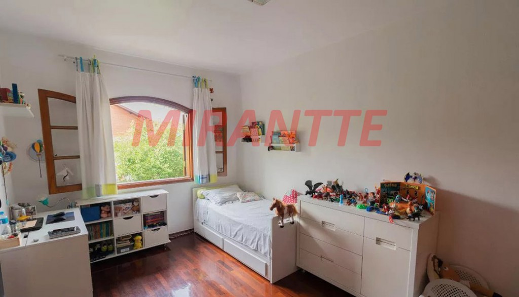 Sobrado de 383m² com 3 quartos em City América