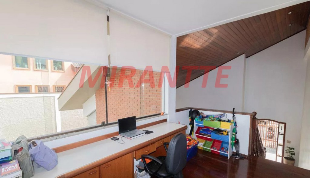 Sobrado de 383m² com 3 quartos em City América