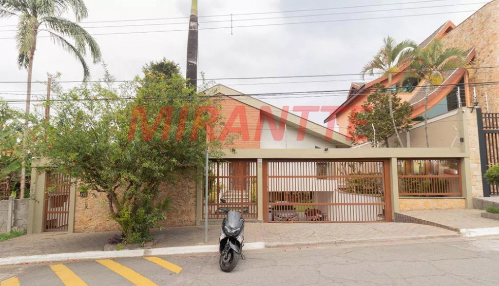 Sobrado de 383m² com 3 quartos em City América