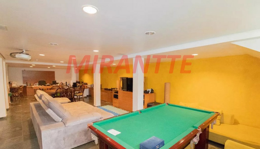 Sobrado de 383m² com 3 quartos em City América