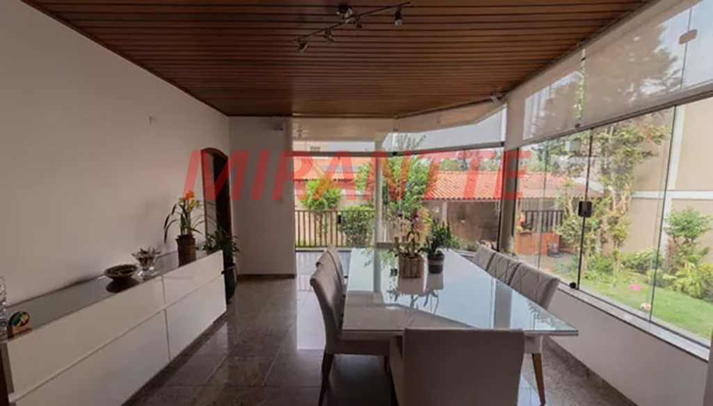 Sobrado de 383m² com 3 quartos em City América