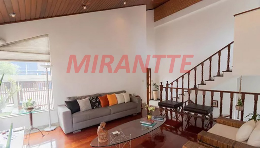 Sobrado de 383m² com 3 quartos em City América