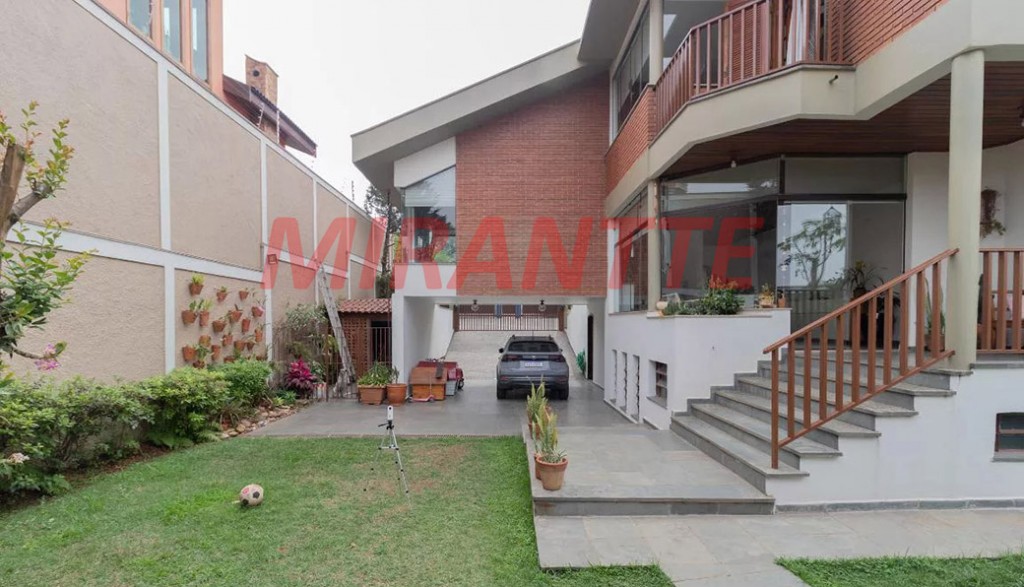 Sobrado de 383m² com 3 quartos em City América