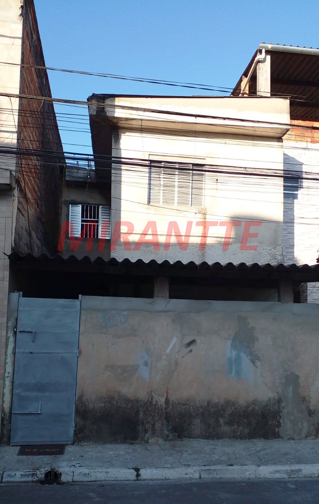 Sobrado de 90m² com 2 quartos em Parque Casa De Pedra