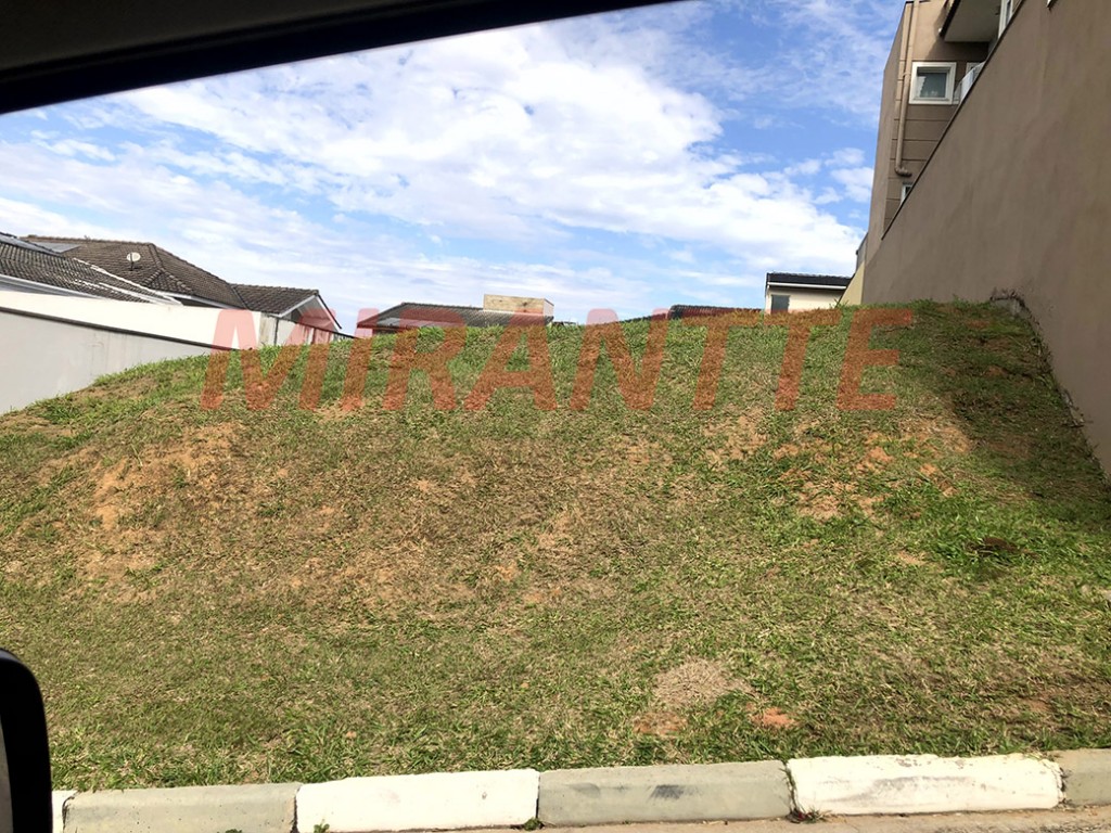 Terreno de 295m² em Horto Florestal