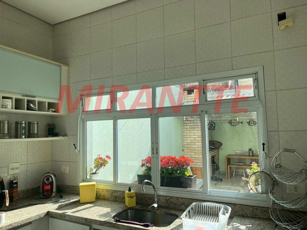 Sobrado de 165m² com 3 quartos em Vila Carrao