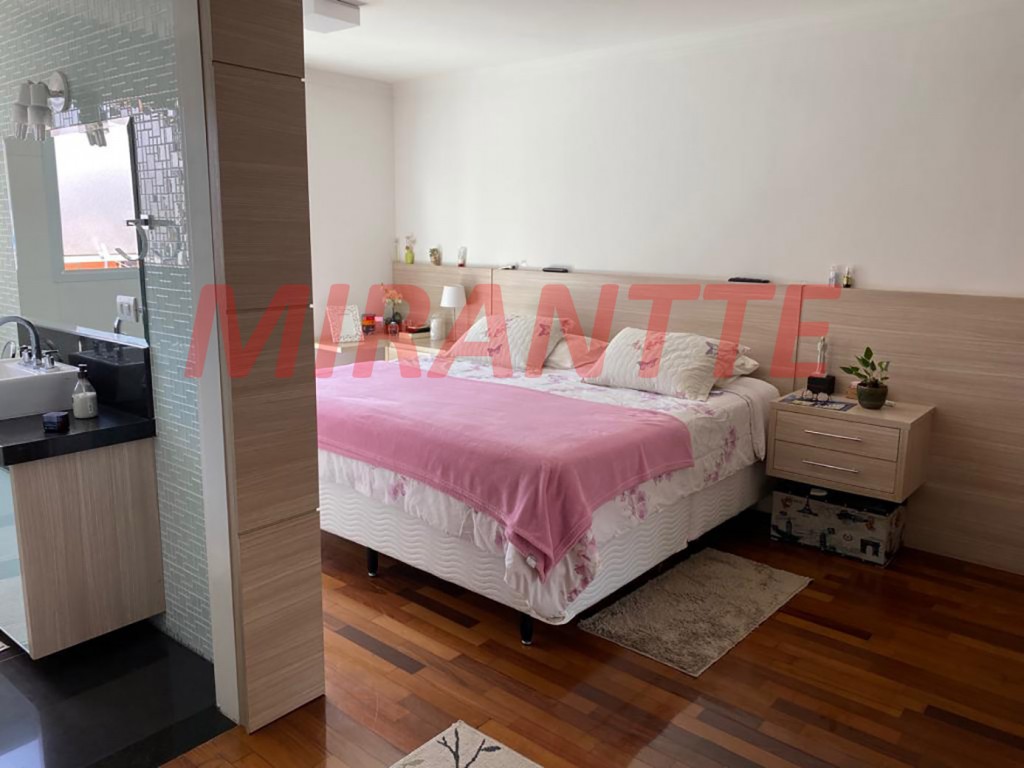 Sobrado de 216m² com 3 quartos em Jardim França
