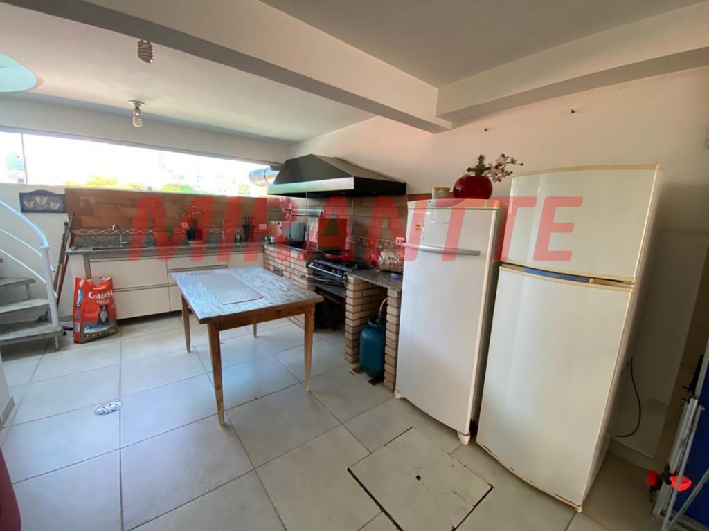 Sobrado de 216m² com 3 quartos em Jardim França