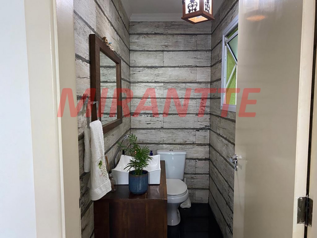 Sobrado de 216m² com 3 quartos em Jardim França
