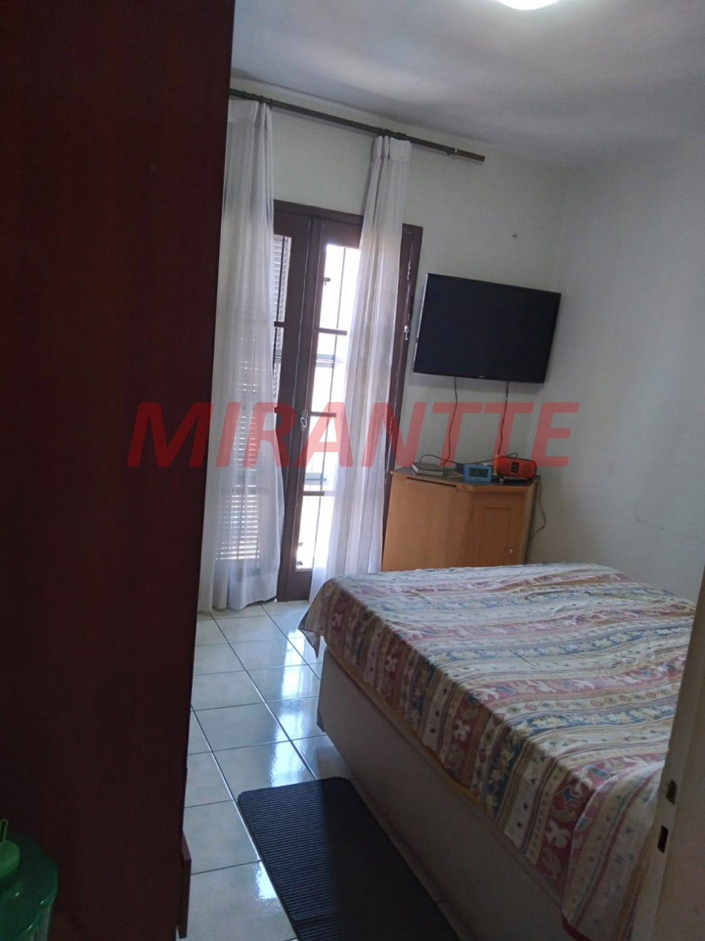 Sobrado de 190m² com 3 quartos em Vila Guaca