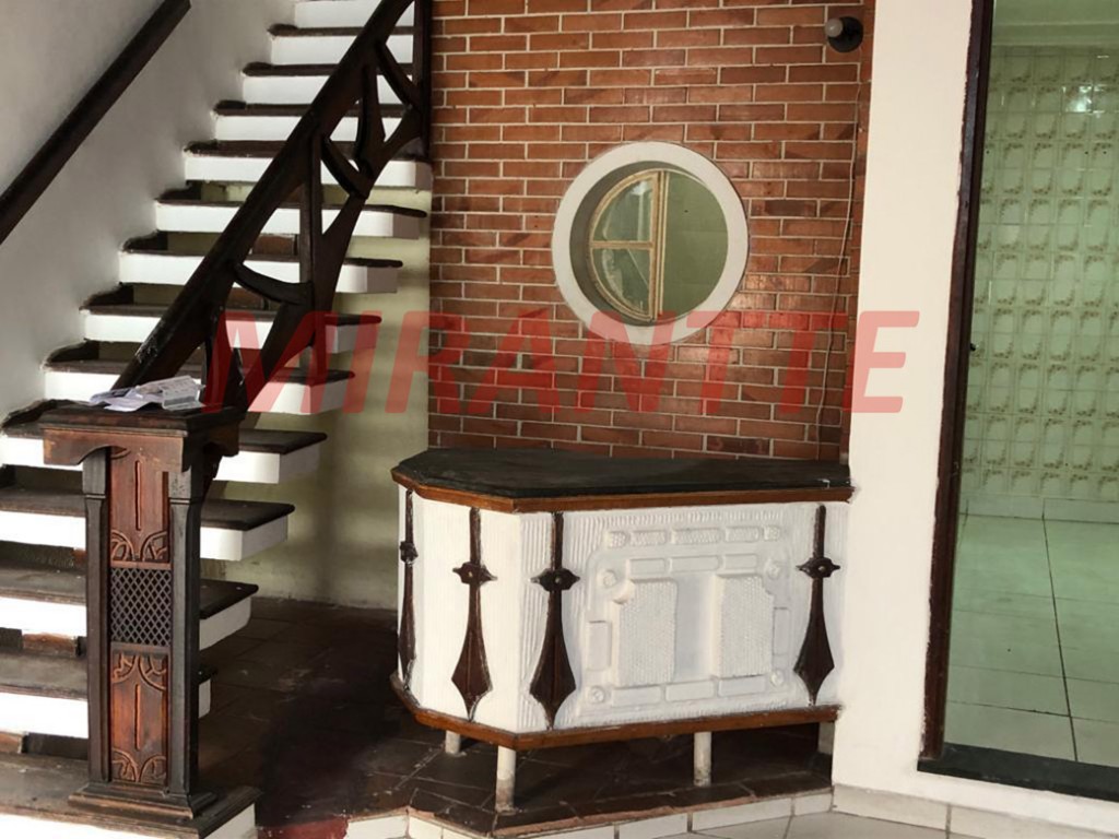Sobrado de 162m² com 10 quartos em Casa Verde Alta