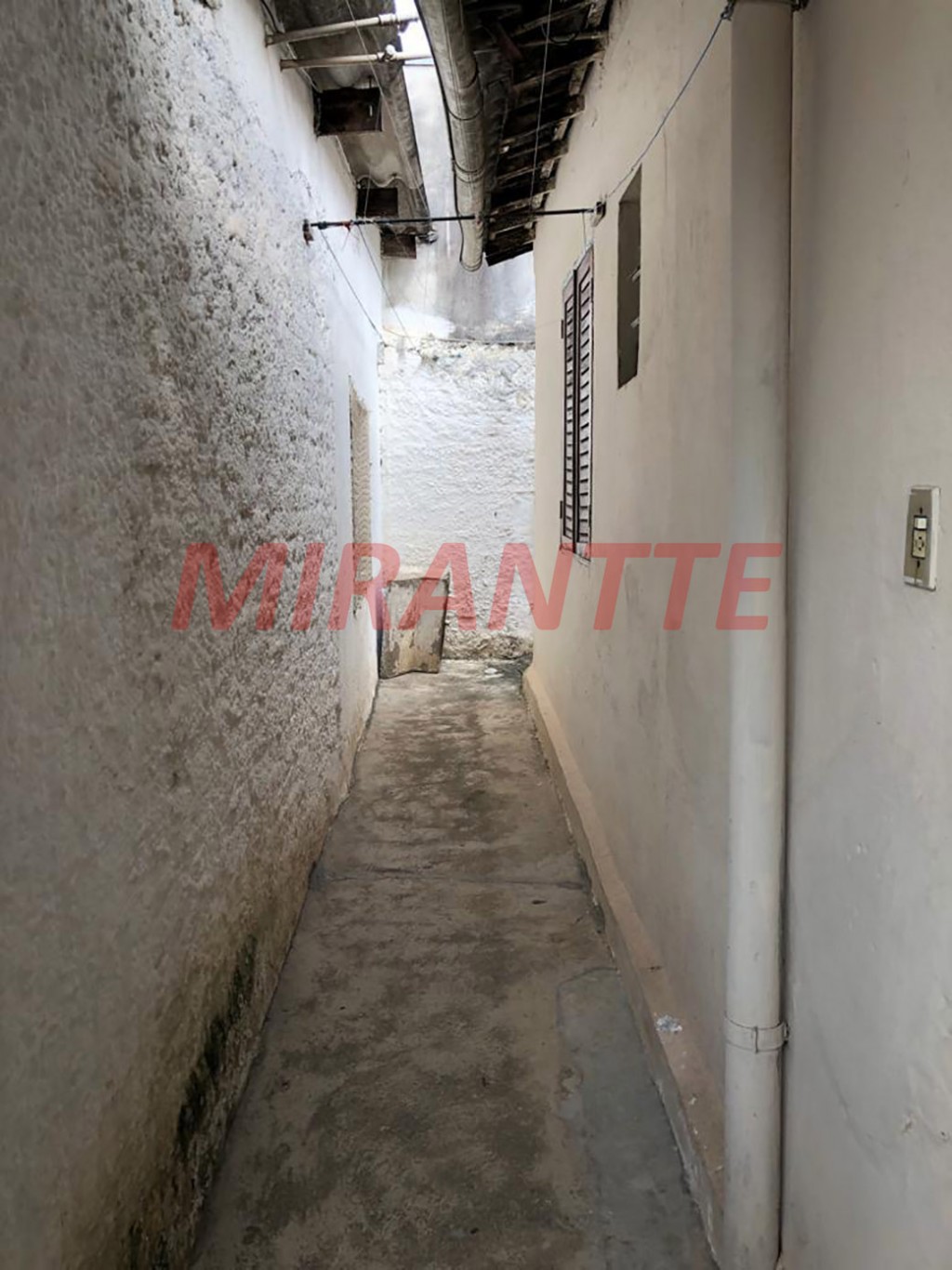 Sobrado de 162m² com 10 quartos em Casa Verde Alta