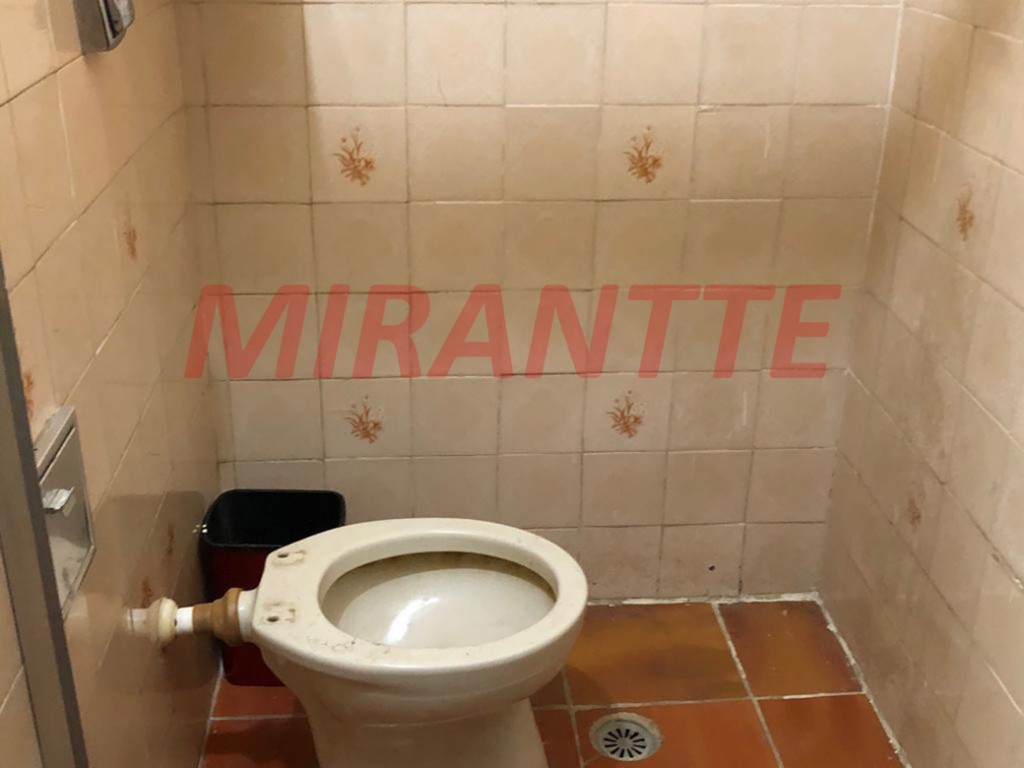 Sobrado de 162m² com 10 quartos em Casa Verde Alta