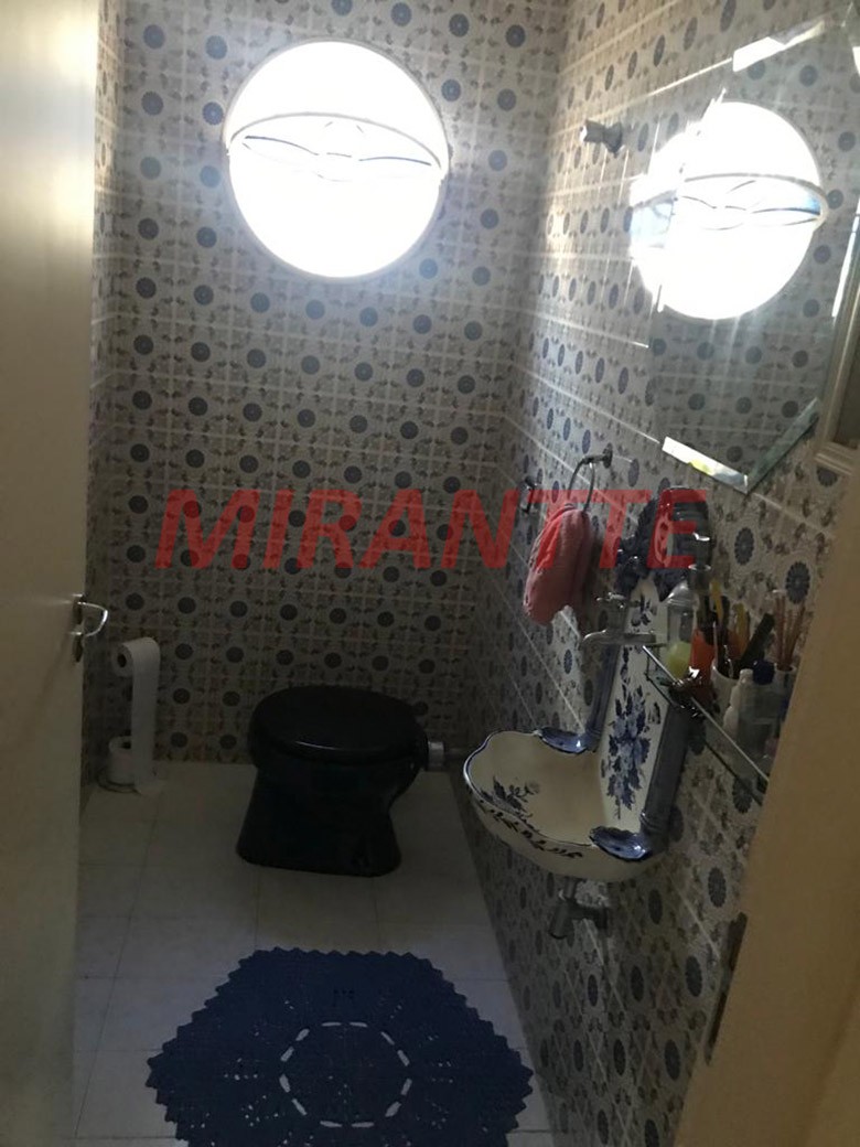Sobrado de 159m² com 3 quartos em Jardim Tremembé