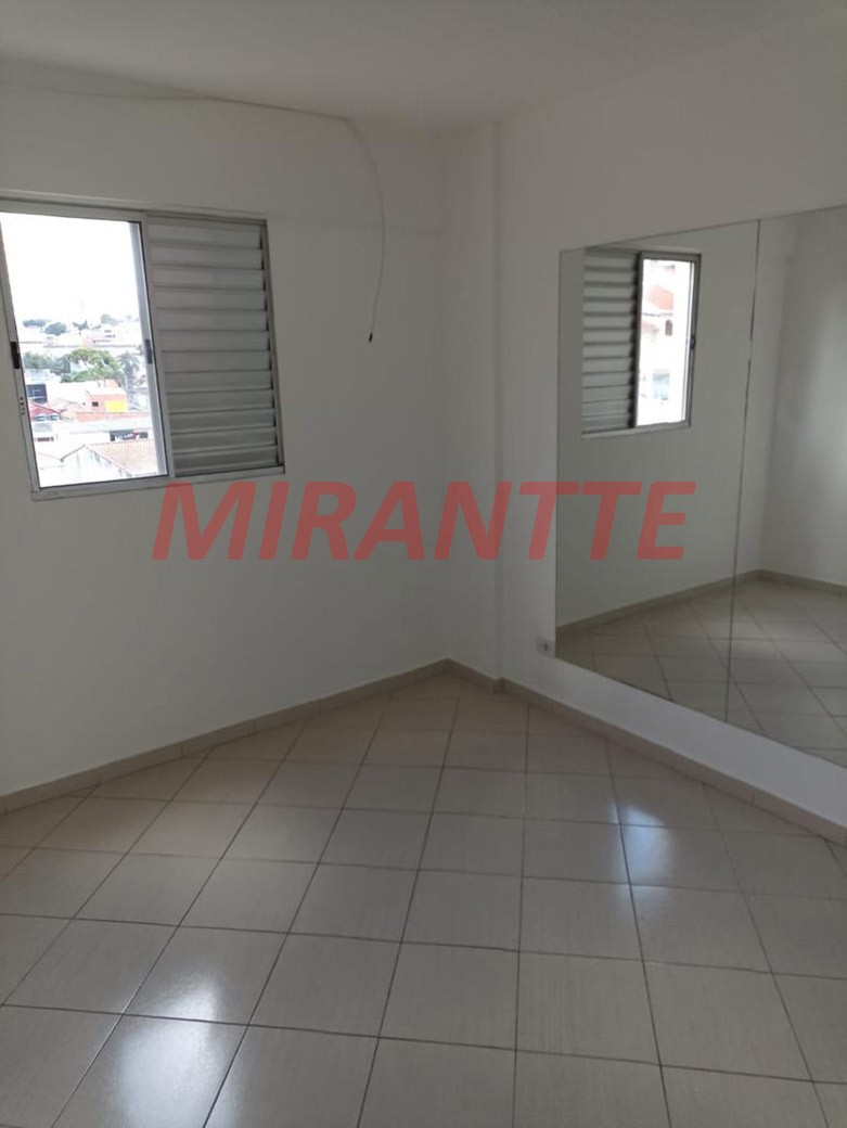 Apartamento com 2 quartos em Vila Mazzei
