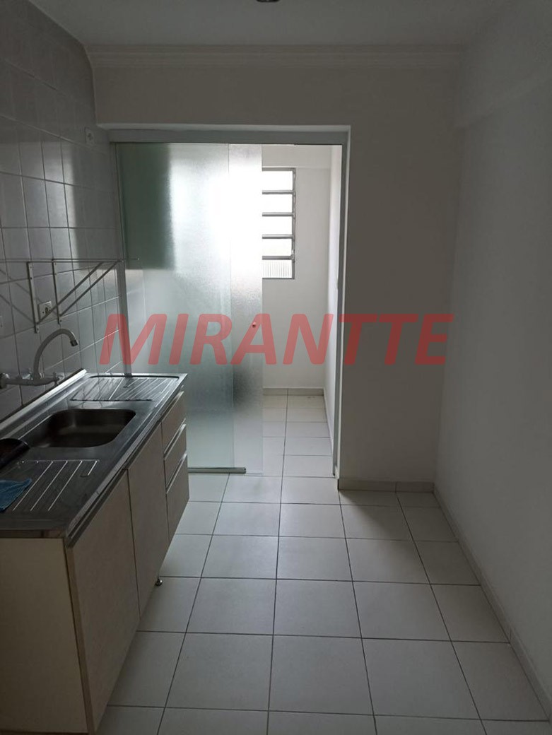 Apartamento com 2 quartos em Vila Mazzei