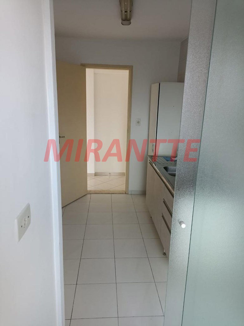 Apartamento com 2 quartos em Vila Mazzei