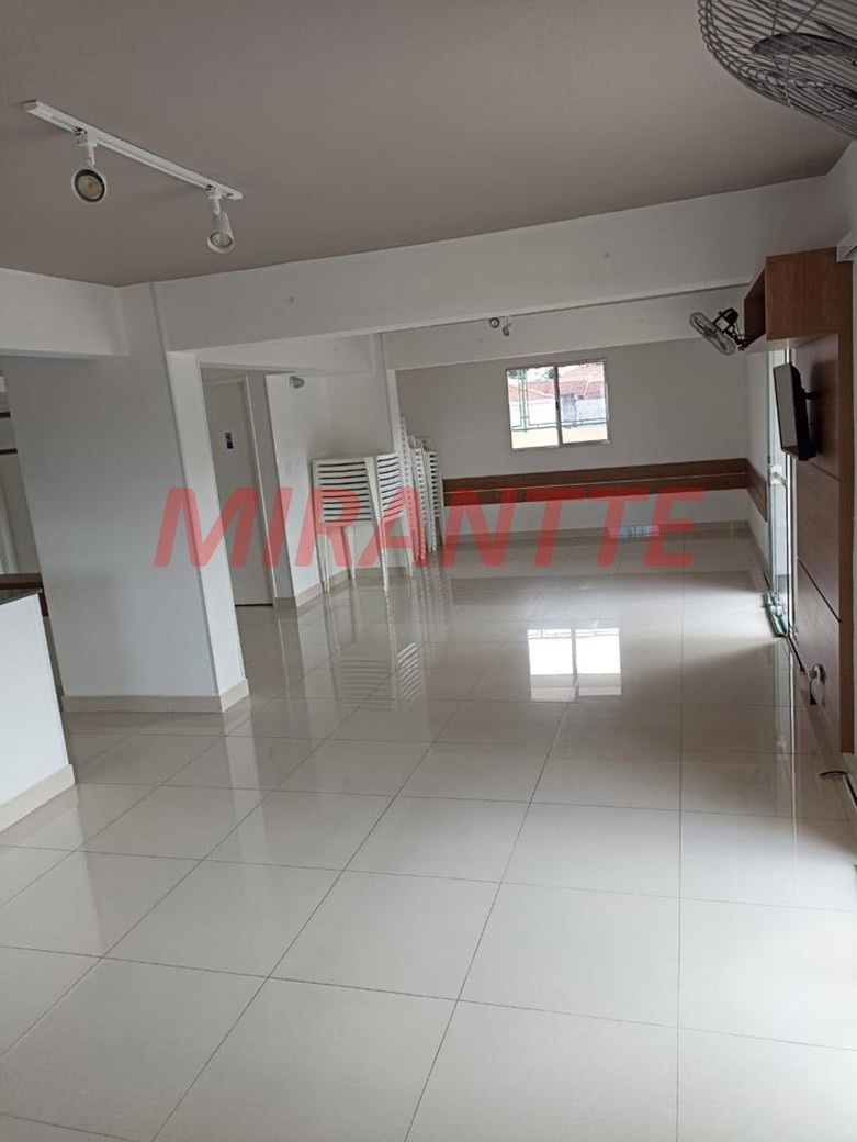 Apartamento com 2 quartos em Vila Mazzei