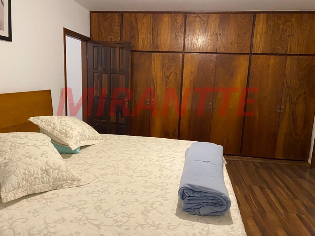Casa terrea de 400m² com 4 quartos em Serra Da Cantareira