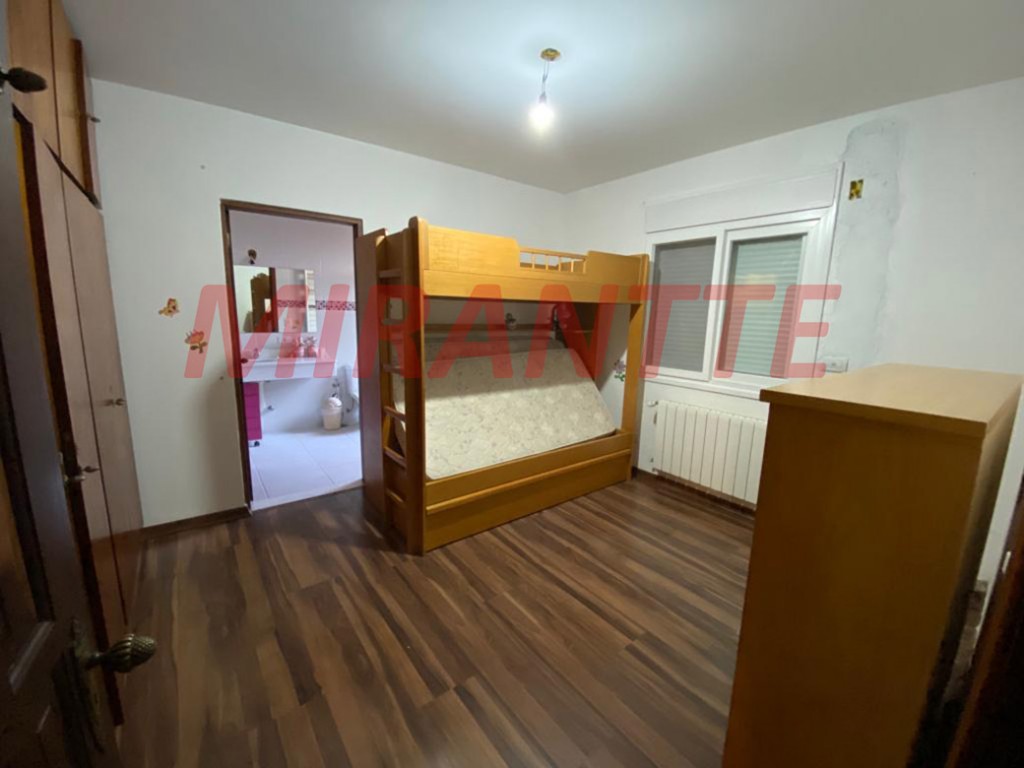 Casa terrea de 400m² com 4 quartos em Serra Da Cantareira
