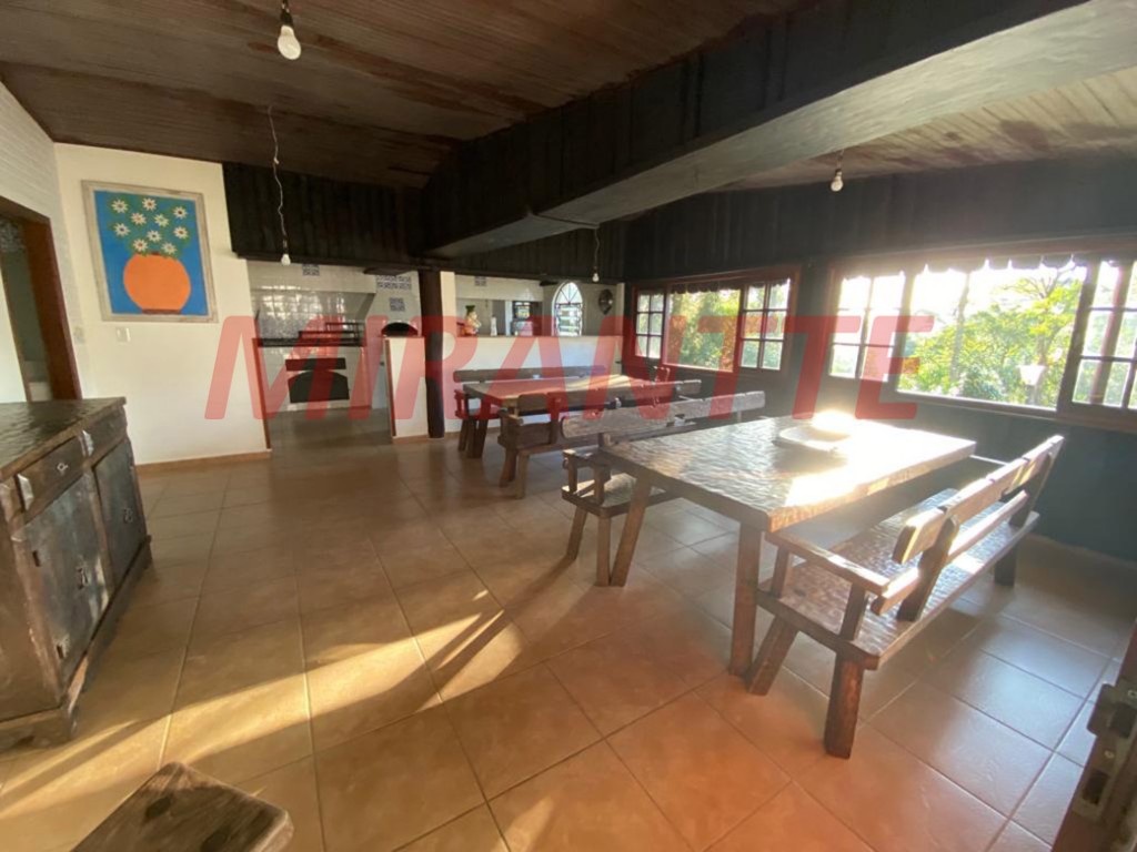 Casa terrea de 400m² com 4 quartos em Serra Da Cantareira
