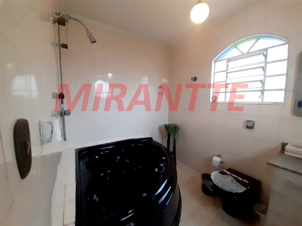 Casa terrea de 184m² com 3 quartos em Bortolândia