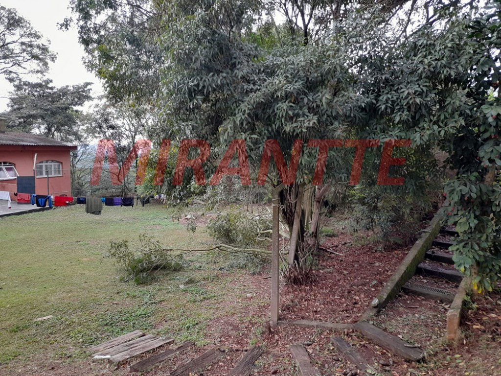 Casa terrea de 330m² com 2 quartos em Serra da Cantareira