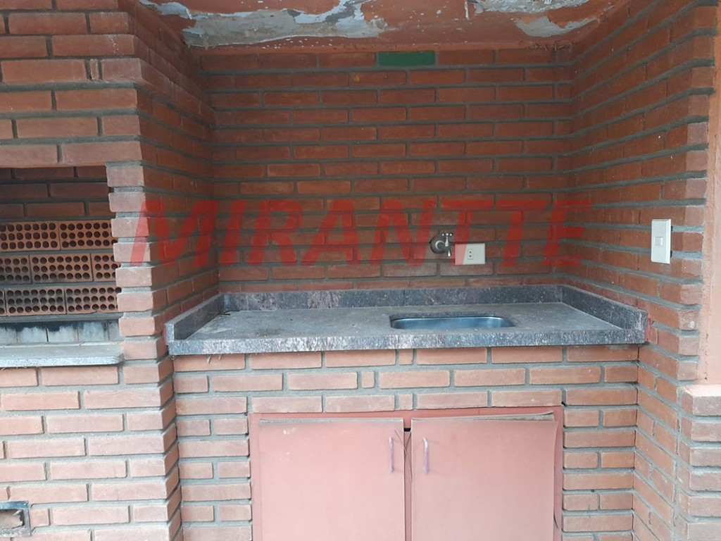 Casa terrea de 330m² com 2 quartos em Serra da Cantareira
