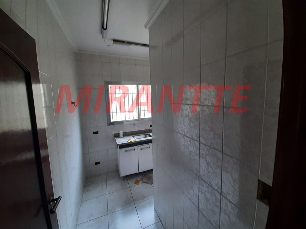 Sobrado de 204m² com 4 quartos em Vila Maria Alta