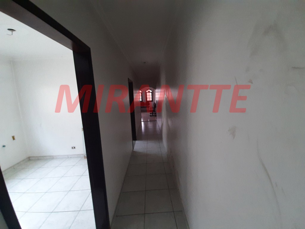 Sobrado de 204m² com 4 quartos em Vila Maria Alta