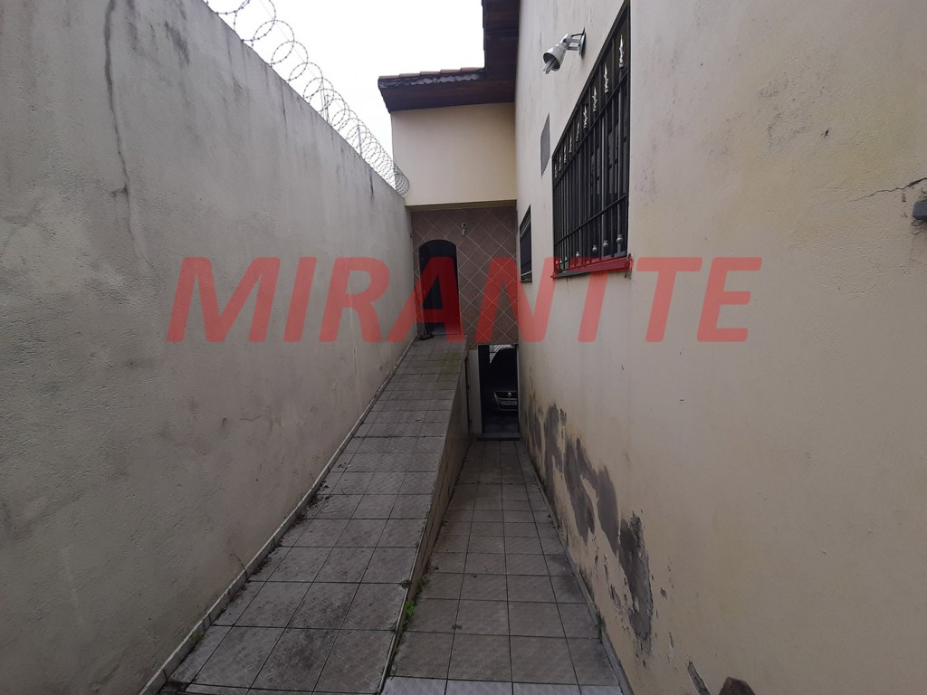 Sobrado de 204m² com 4 quartos em Vila Maria Alta
