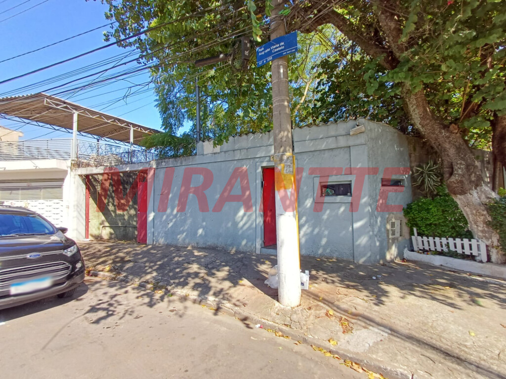Terreno de 758m² em Imirim