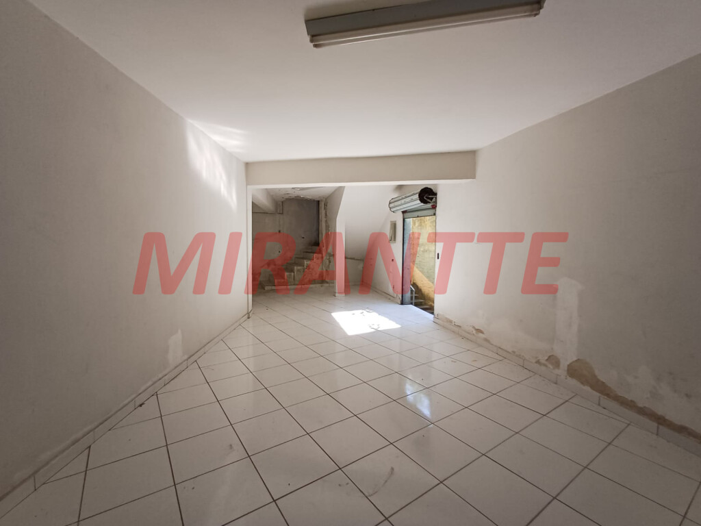 Terreno de 758m² em Imirim