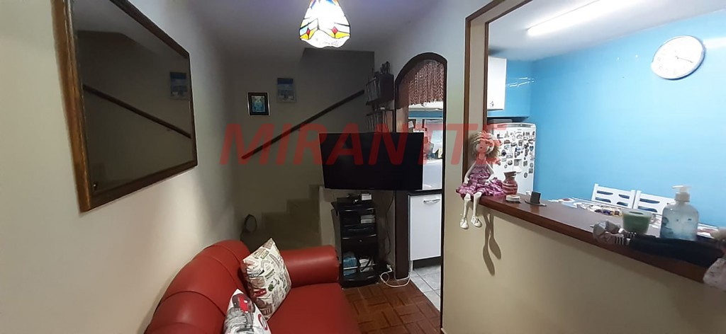 Sobrado de 156m² com 3 quartos em Santana